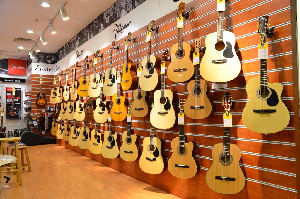địa điểm bán đàn Guitar uy tín tại Hà Nội 