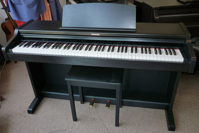 Có nên mua đàn piano điện cũ giá rẻ không?