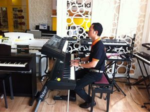 Đàn Organ keyboard chuyên nghiệp tại Hà Nội