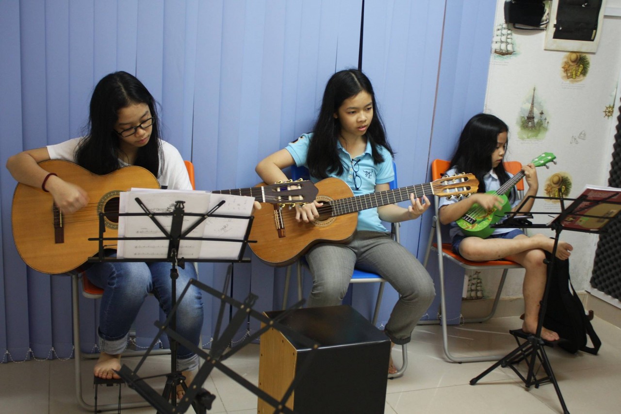 học đàn Guitar ở Hà Nội