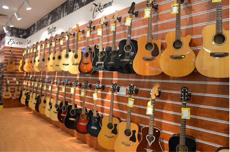 Địa điểm mua đàn guitar Taylor