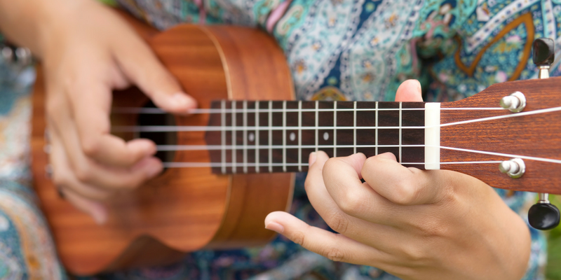 Cách học ukulele tại nhà nhanh nhất